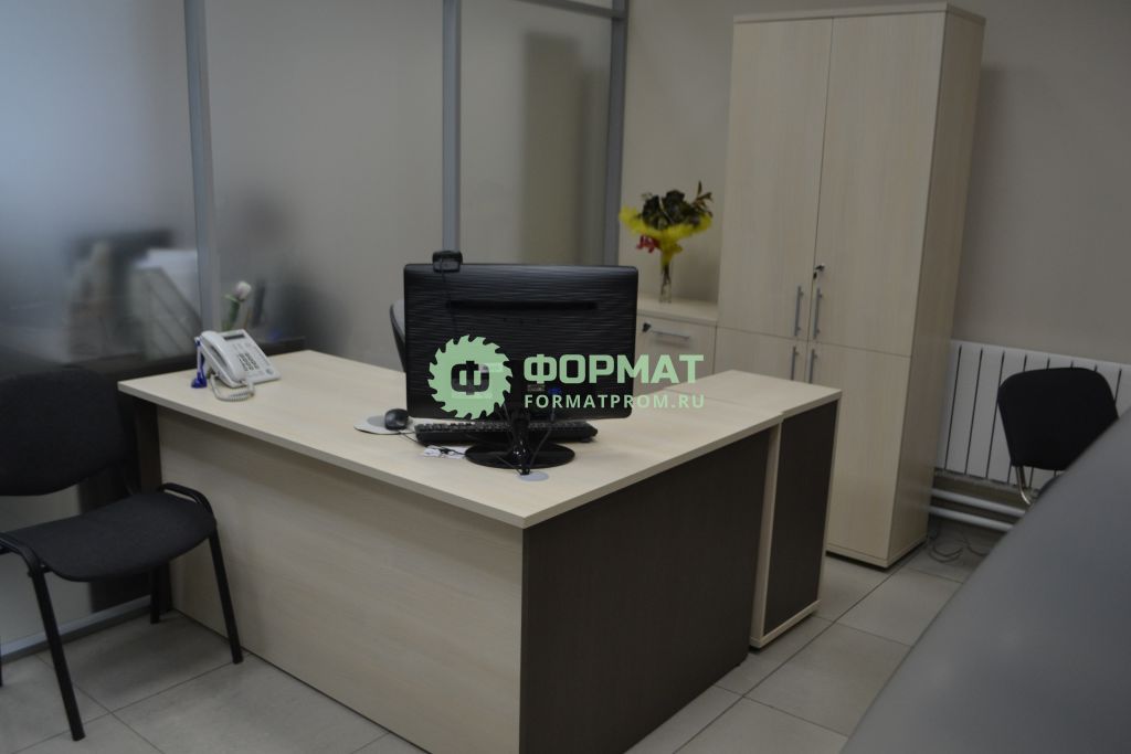 Производство мебели для офиса обслуживания клиентов банка