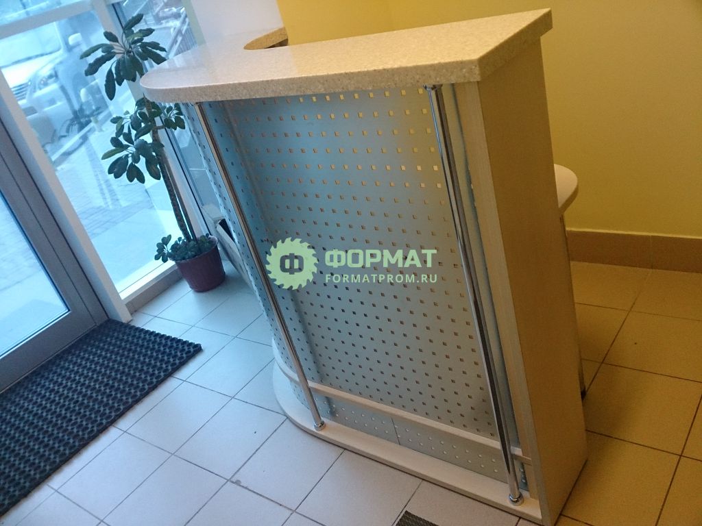 Стойка ресепшен УК Армада